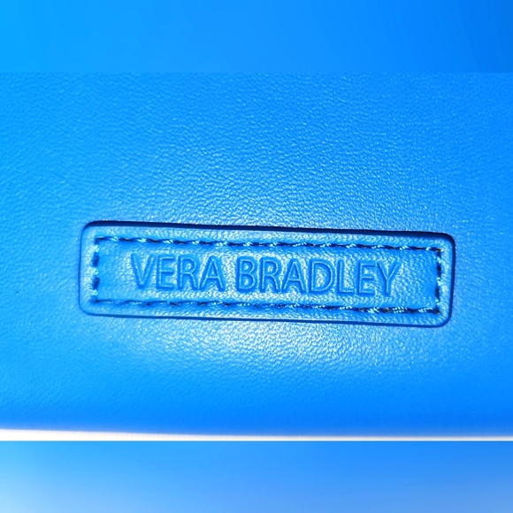 NWOT Vera Bradley Coastal Blue faux leather accordion wallet - Picture 5 of 8